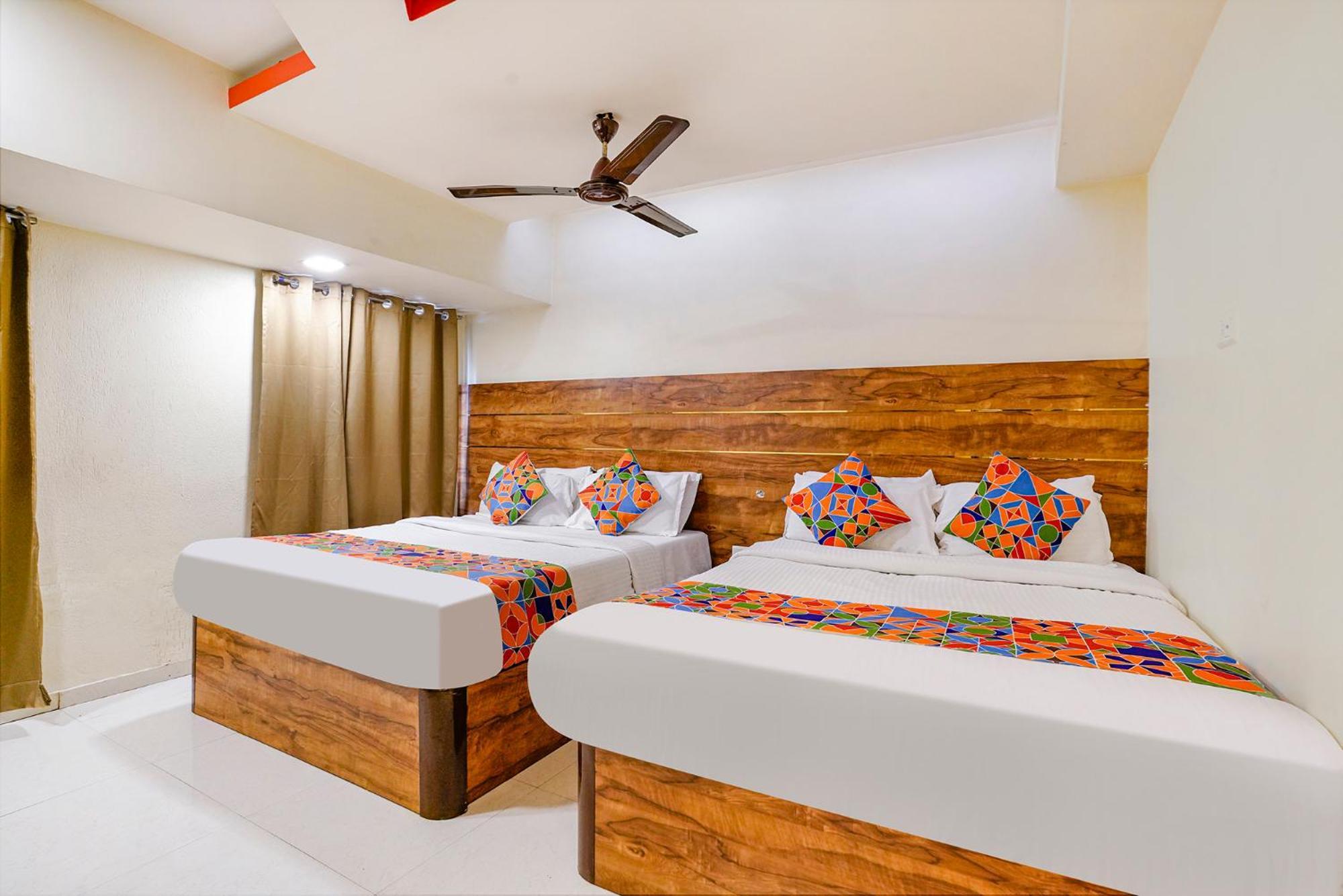 Fabexpress Amber Corp Inn - Nr Nesco Exhibition Center Mumbai Dış mekan fotoğraf